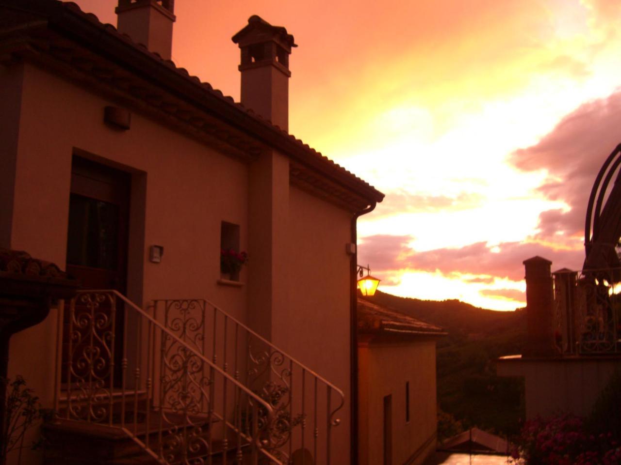 Agriturismo Pozzuolo Serrungarina Экстерьер фото