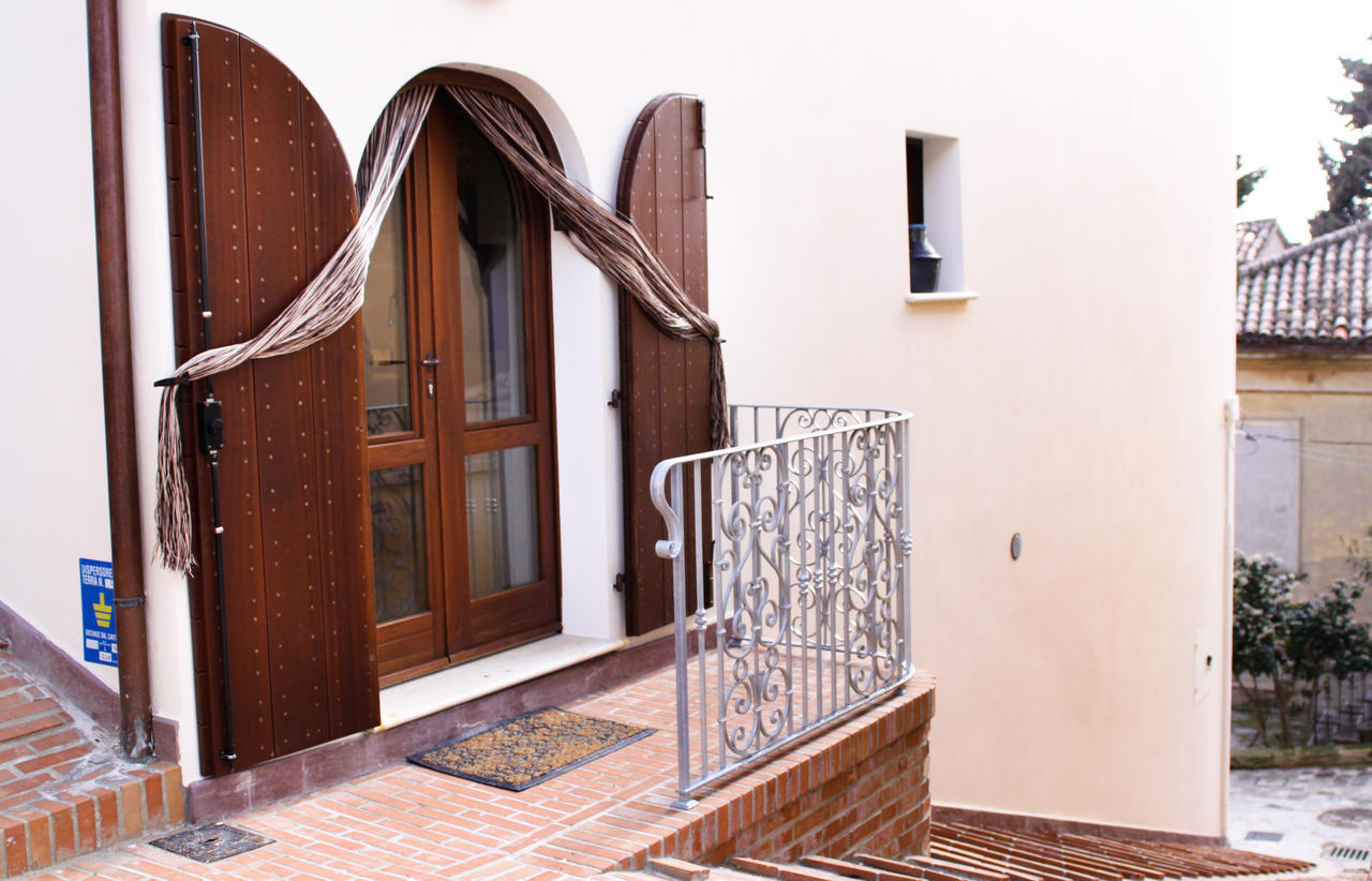 Agriturismo Pozzuolo Serrungarina Экстерьер фото