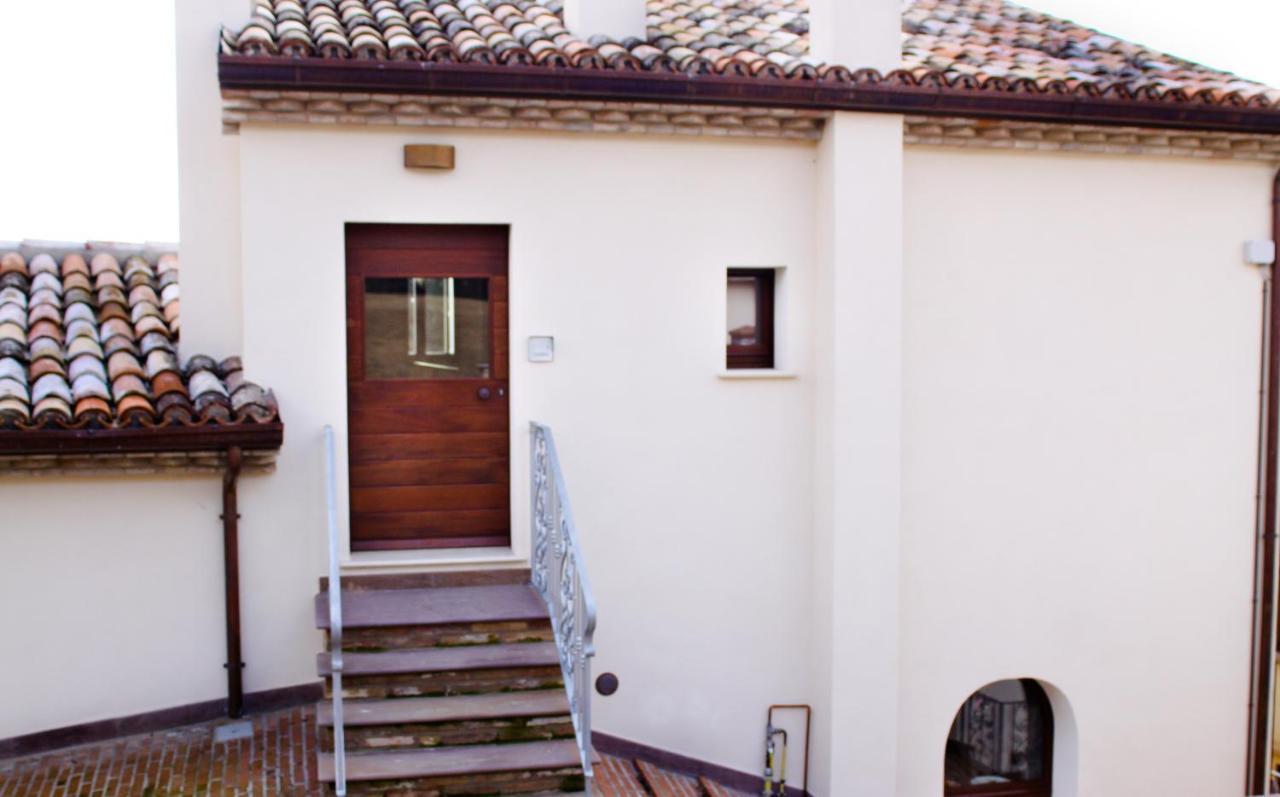 Agriturismo Pozzuolo Serrungarina Экстерьер фото
