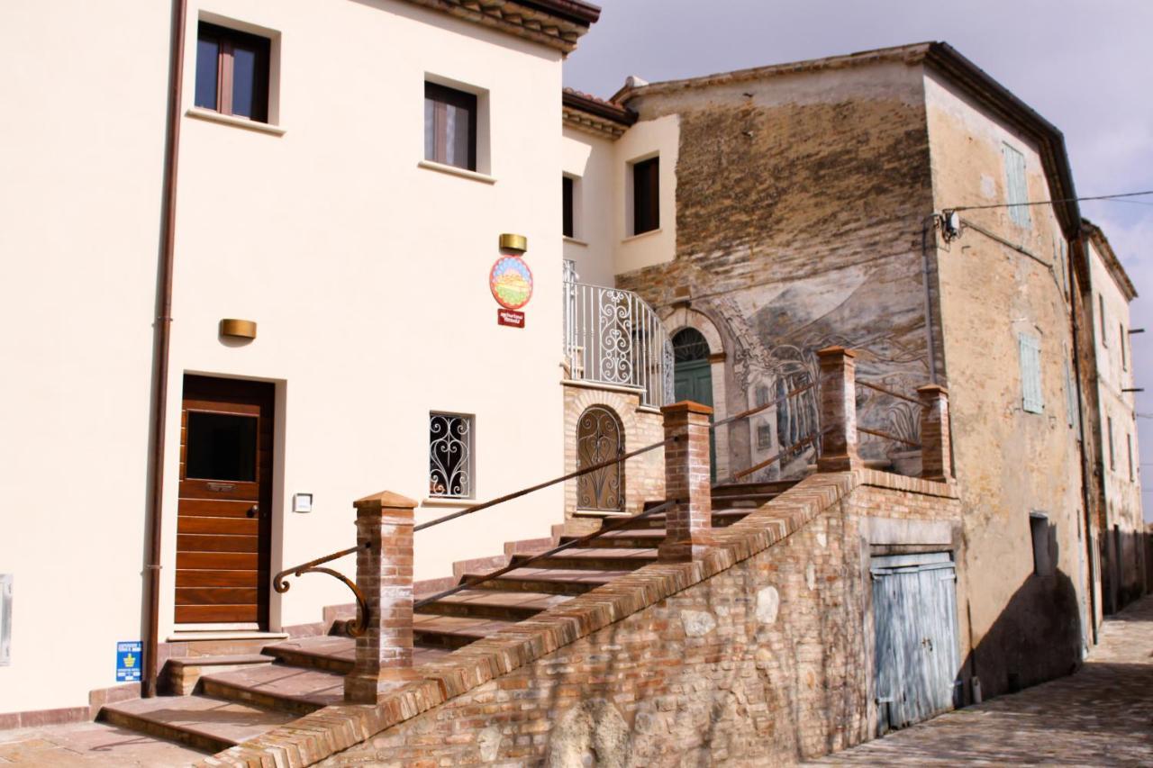 Agriturismo Pozzuolo Serrungarina Экстерьер фото